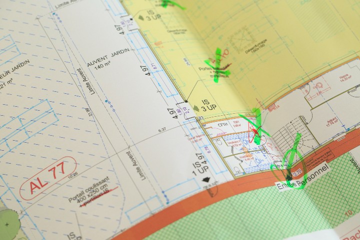 bien-isoler-un-batiment-industriel-AXIS-maitrise-doeuvre