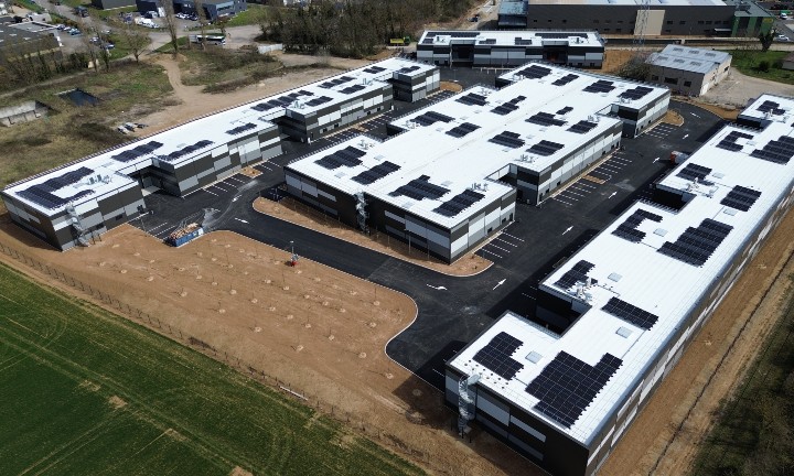 Bâtiment industriel : quelles obligations pour les panneaux photovoltaïques