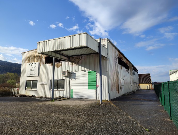 Transformation d'un bâtiment industriel pour une complète rénovation 0